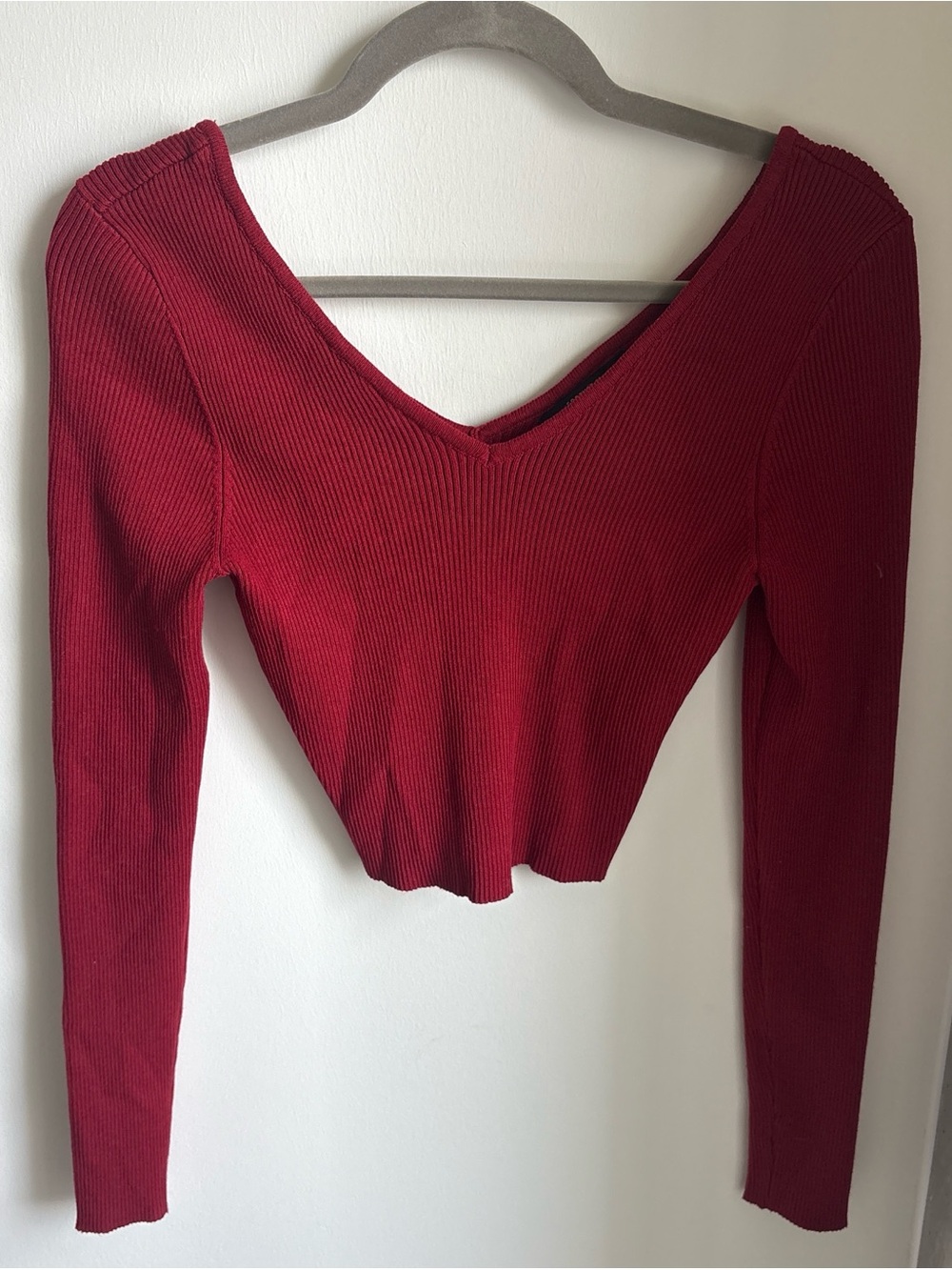 Forever 21 Red Ribbed V-Neck Cropped Top